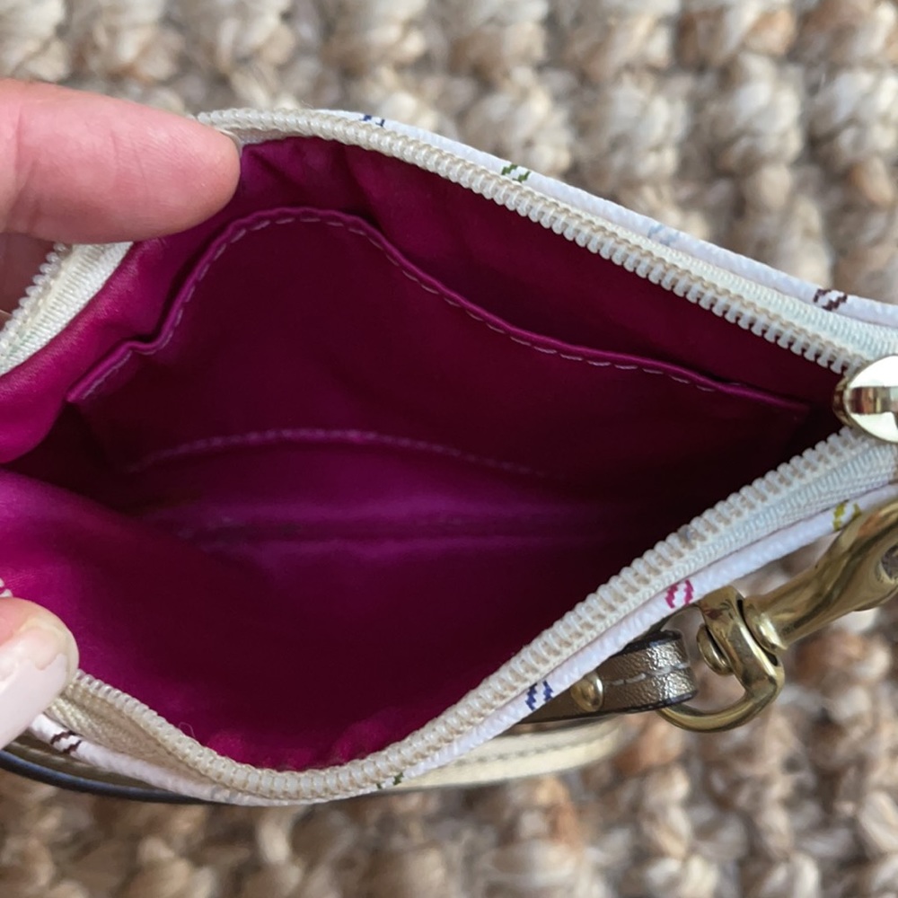 Coach Wristlet - Picture 3 of 4